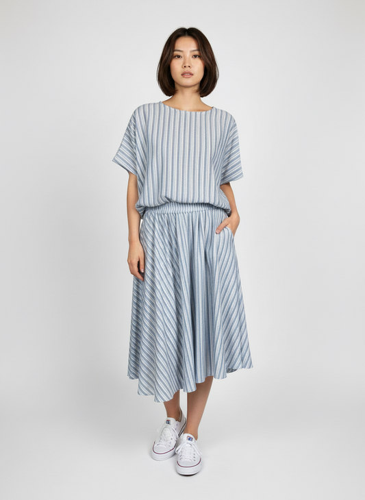 MB013-L 女裝淺藍間寬鬆上衣